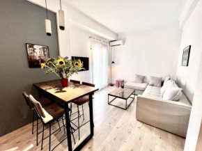 Peaceful 3 Bedroom apartment in Athens center